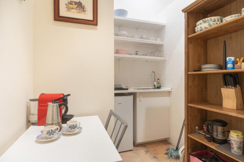 Wellhome Sevilla Centro - image 6