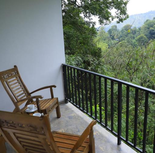 HILL SIDE RESORT - Ella - image 21