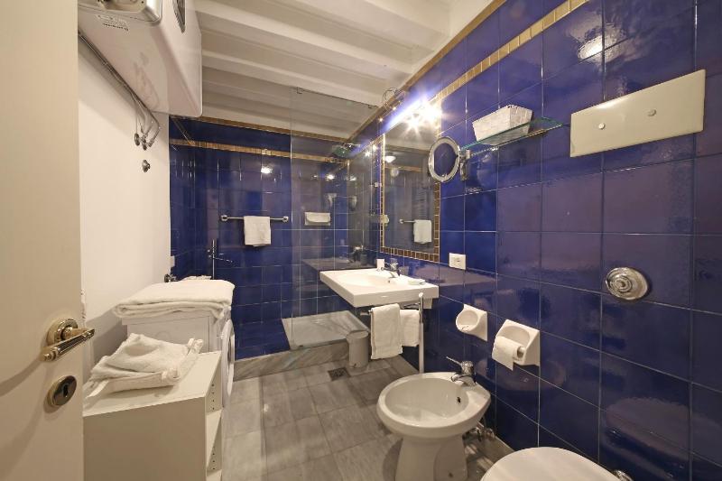Superior Apartment image 4