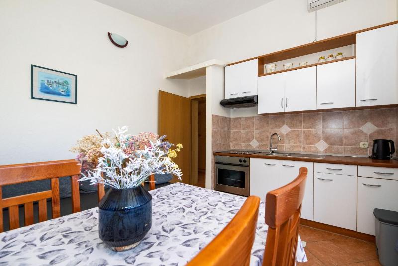 Apartments Mama - image 37