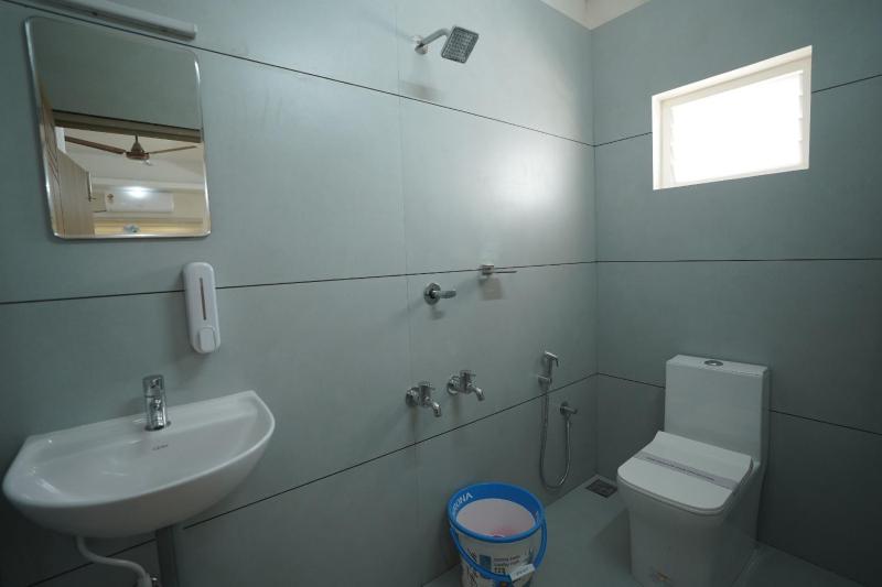Misty Suite Infopark - image 10