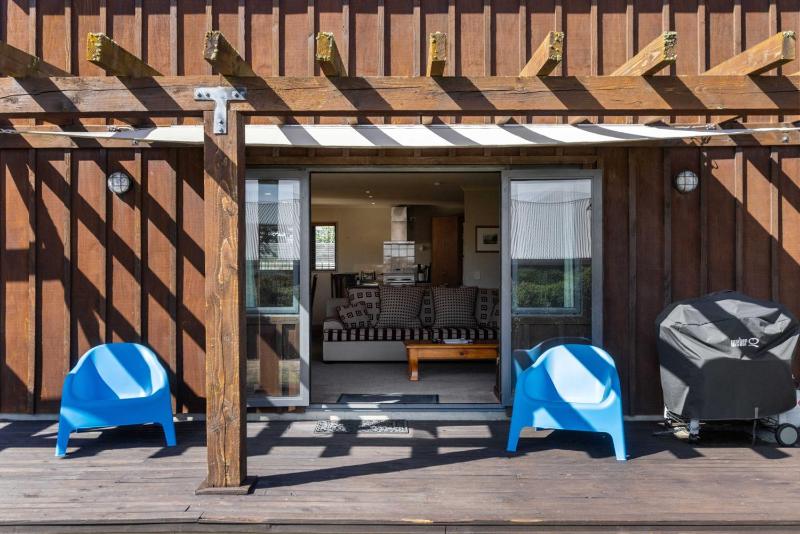 Mountain View Hideaway - image 41