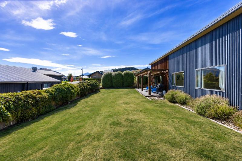 Mountain View Hideaway - image 47