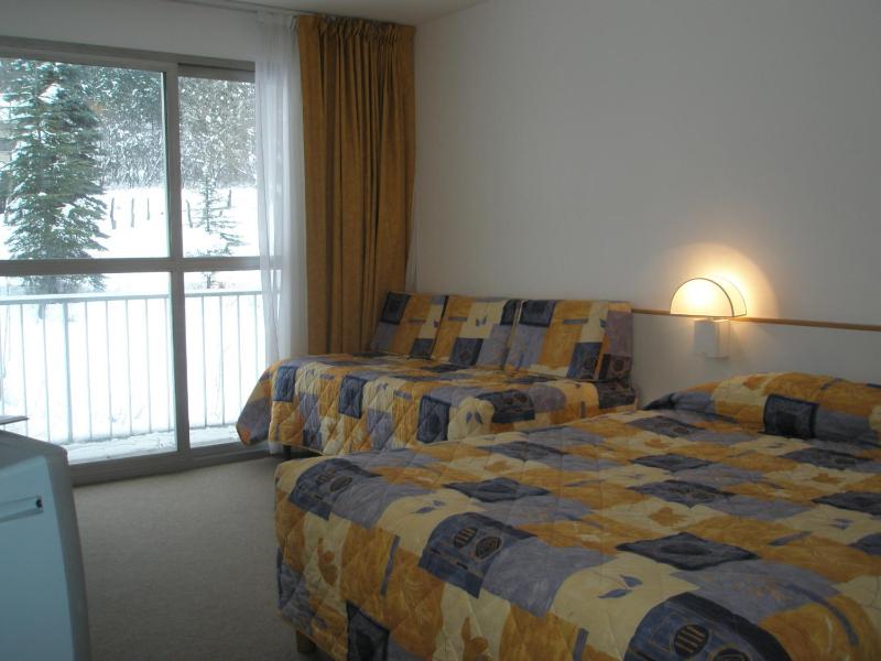 Double Room image 3