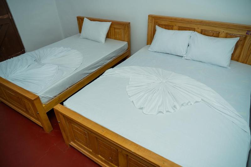 Nilaveli Beach Bungalow - image 29