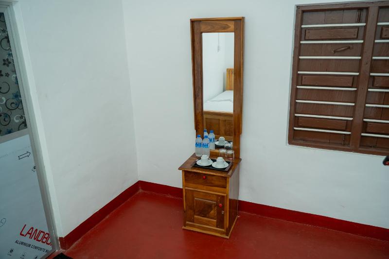 Nilaveli Beach Bungalow - image 37