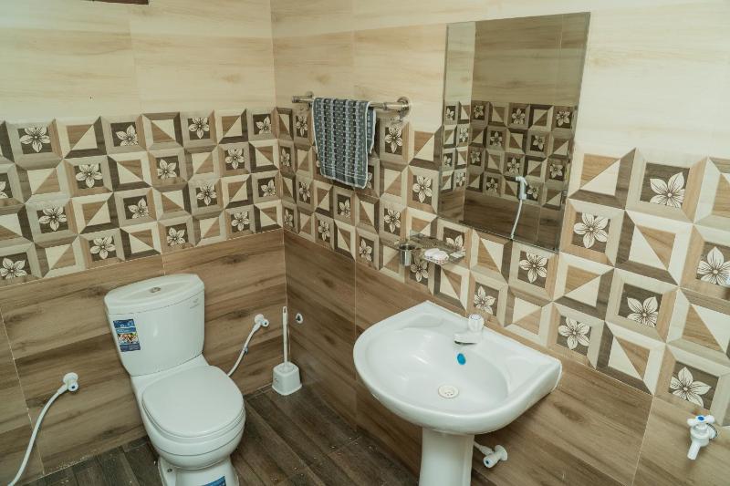 Nilaveli Beach Bungalow - image 4