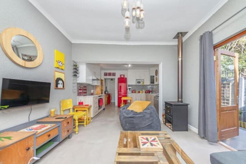 Modern and Stylish 2 BD House in Claremont - image 13