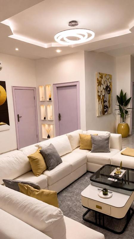 Cozy 1BR with Wine Nook & Games - image 9