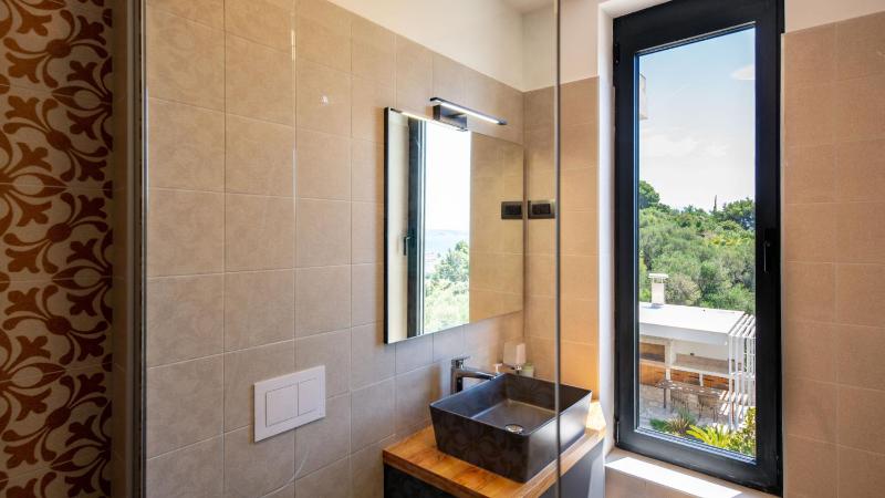 Luxury villa Mar with infinity pool in Rab - image 11