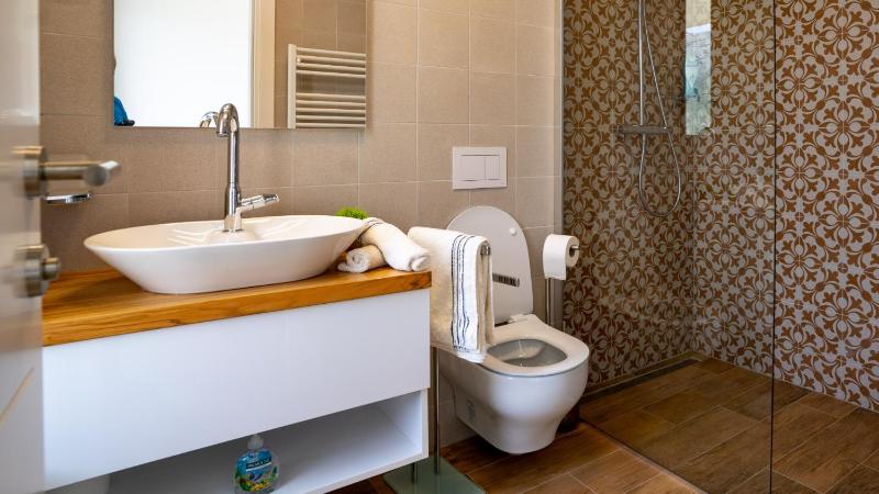 Luxury villa Mar with infinity pool in Rab - image 19