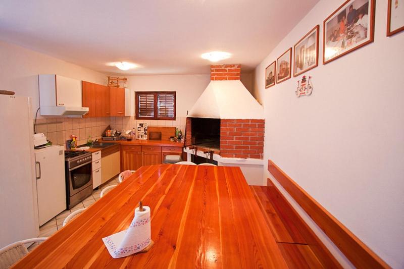 Apartment in Privlaka with sea view balcony air conditioning WiFi 3598-2 - image 42
