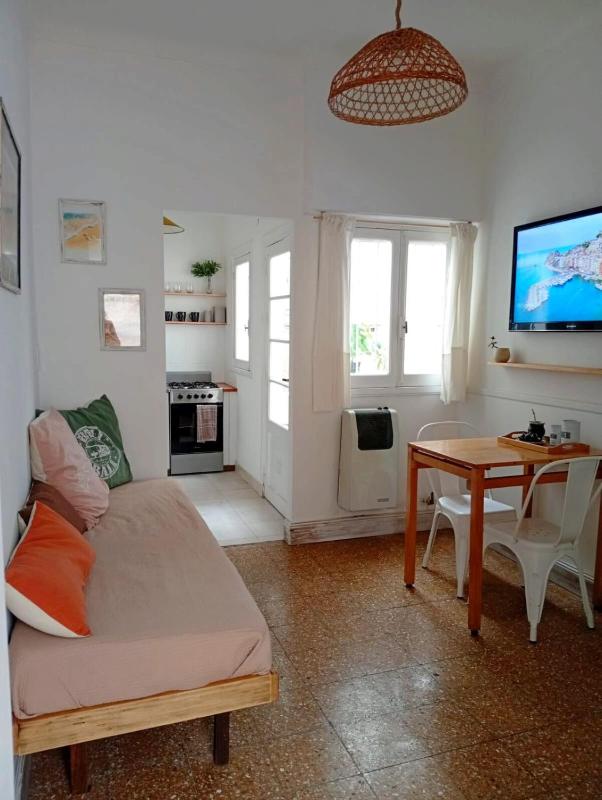 Departamento del Océano 2 ambientes con patio privado - image 8