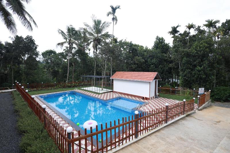 MT'S Villa - image 13