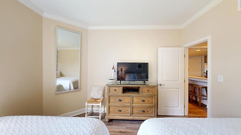 212 Barrington Court - image 25