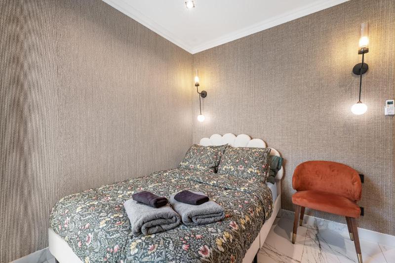 Nice Renting - 2FRANCE - Luxury & Comfort Suite by the Sea & Terrace - image 16