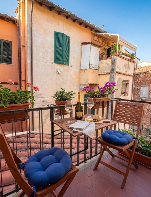 Casa Momo - Modern stay in the heart of Lucca - image 21