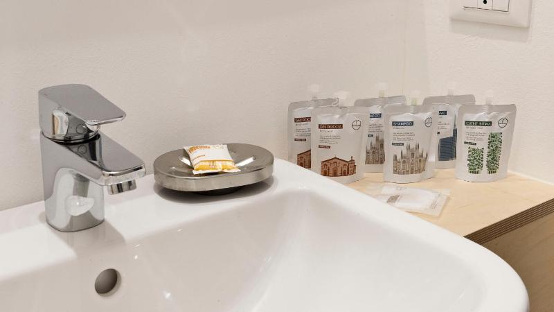 One-Bedroom Apartment image 3