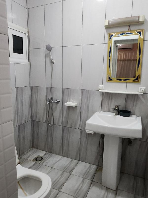 Magnifique appartement entièrement meublé à Lambanyi près du Carrefour Canadien - image 3
