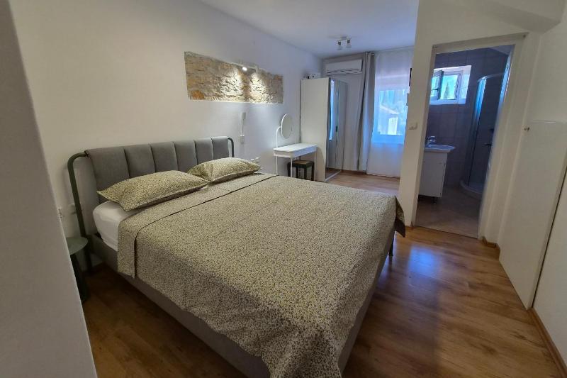 Holiday house with WiFi Rovinjsko Selo Rovinj - 3431 - image 10