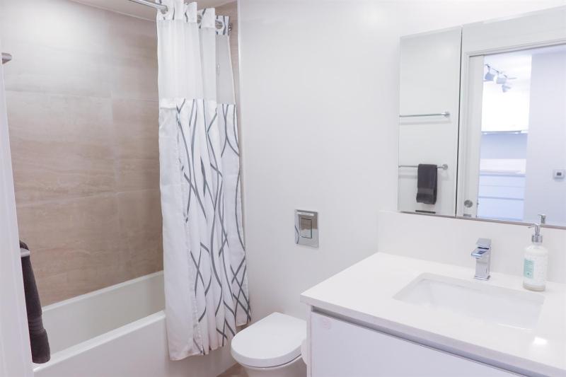 Olympic Village-Sleeps 5-AC Mtn & CityViews - image 10