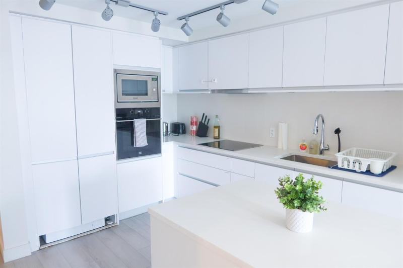 Olympic Village-Sleeps 5-AC Mtn & CityViews - image 11