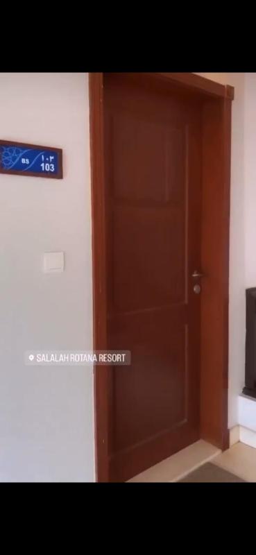 Lake chalet Salalah - image 6