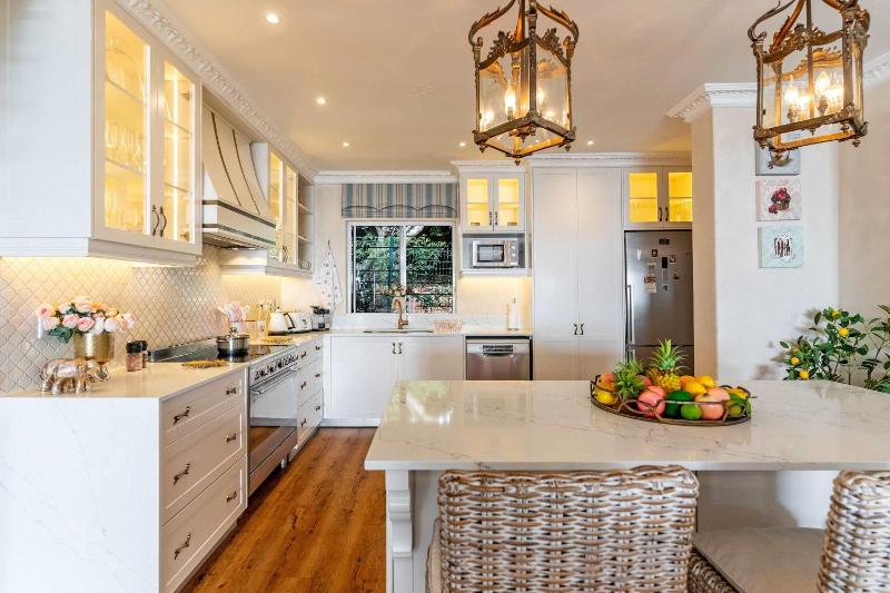 La Casita - Fab Family-friendly Villa Sea Views - image 2