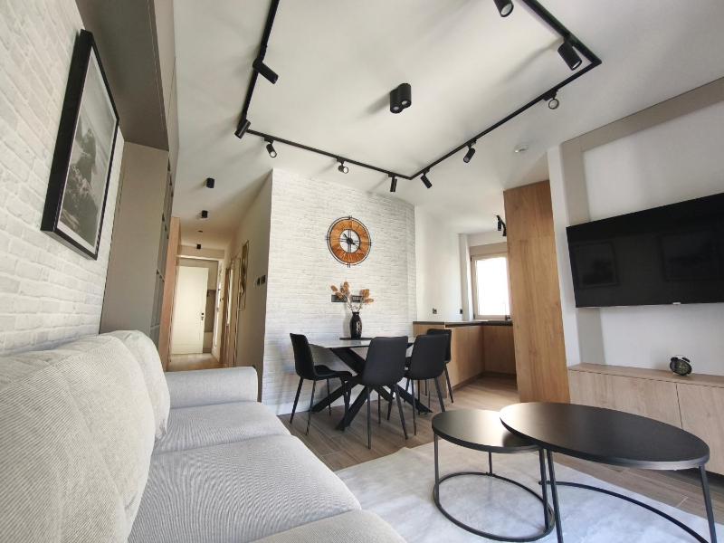 Franeta Private Stay - image 10