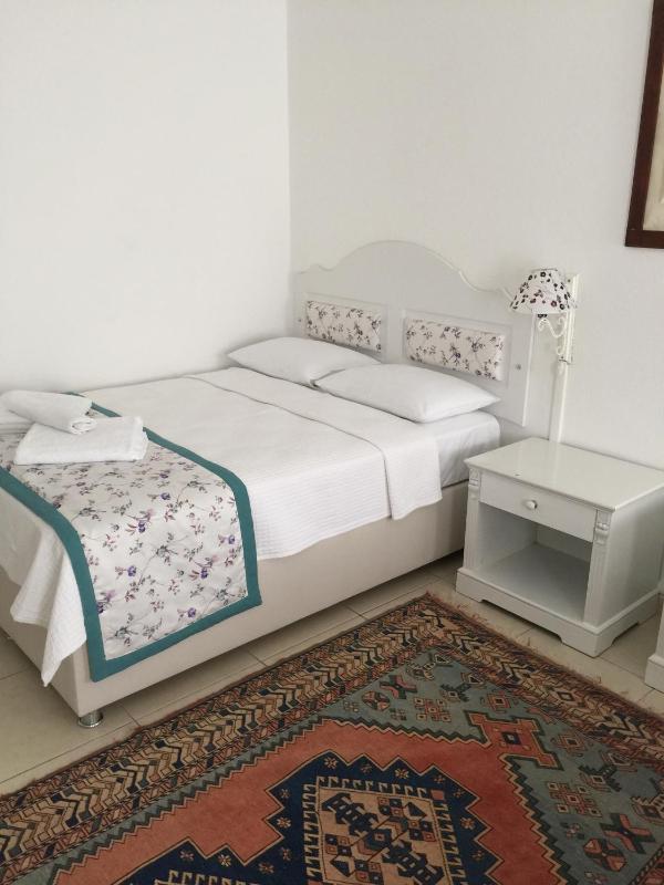 Standard Double or Twin Room image 2