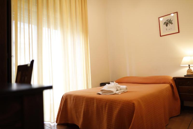 Single Room with Balcony image 4