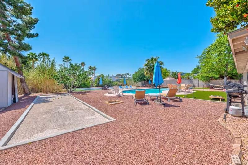 Villa Twice Happy Sleeps 30 Pool Games - image 11