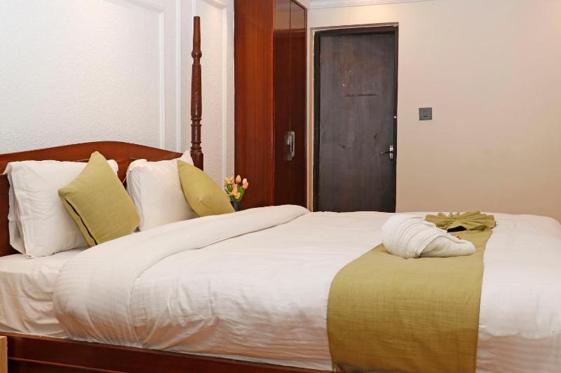 Shine Boutique Hotel - image 9
