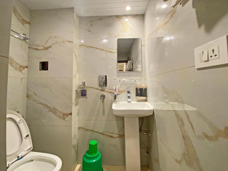 Shine Boutique Hotel - image 4