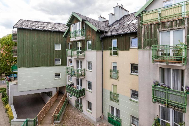 Comfortable Apartment Near the Beach in Sopot by Noclegi Renters - image 14