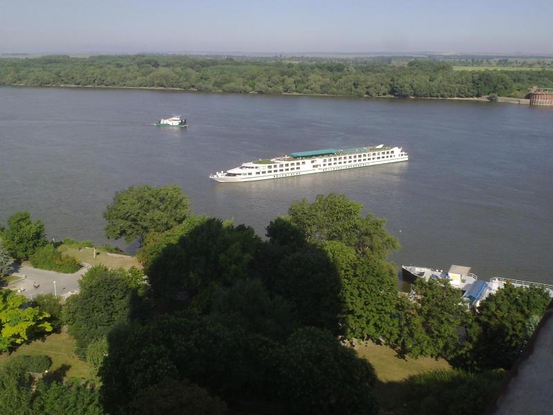 Executive Junior Suite with River View and Free Parking image 2