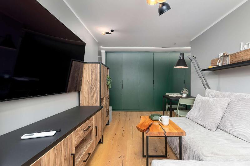 Mosaic Apartment in Rzeszów Center with Air Conditioning and Balcony by Noclegi Renters - image 8