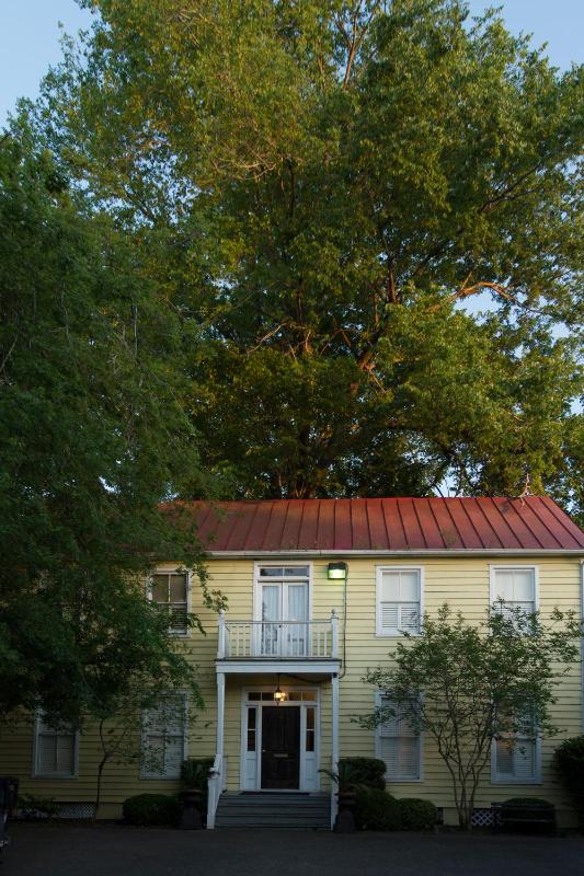 Barksdale House Inn - image 19