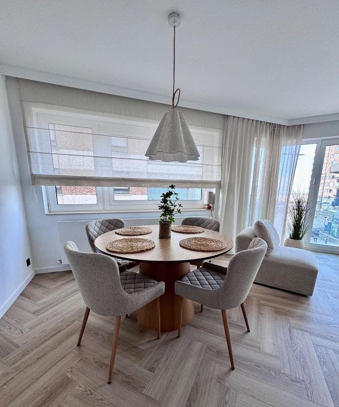 Sun Valley: Central Seaside Apartment - image 3