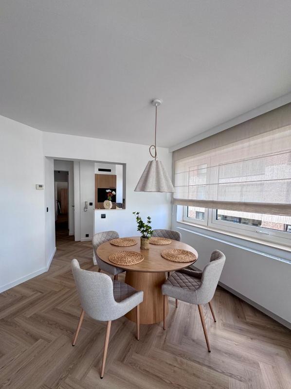 Sun Valley: Central Seaside Apartment - image 14