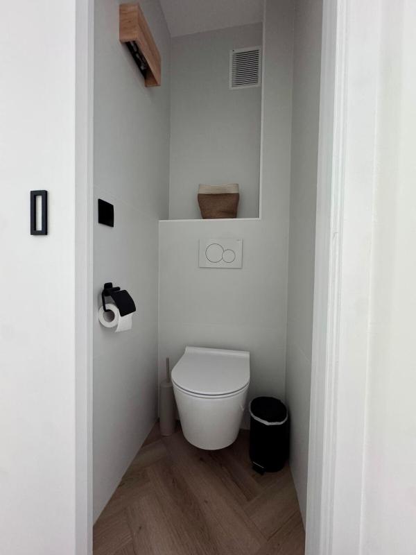 Sun Valley: Central Seaside Apartment - image 17