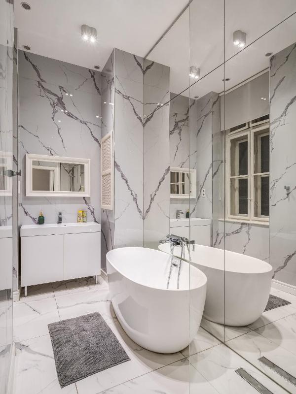 Eye of Budapest Luxury Apartment - image 7