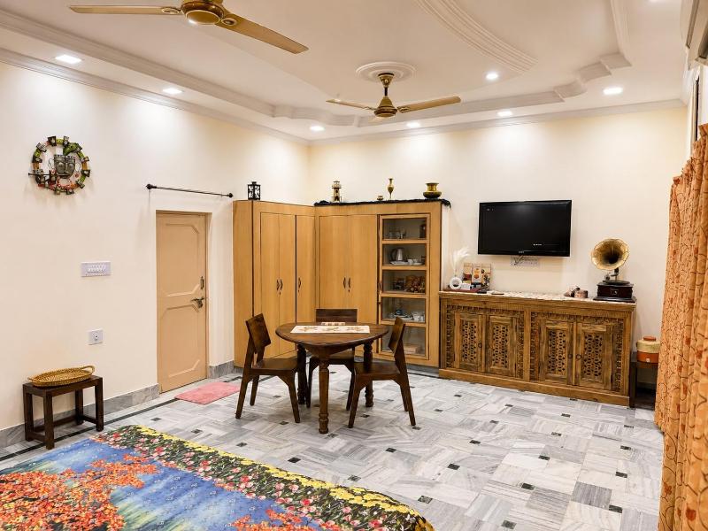 Antique Aura Jodhpuri - image 9