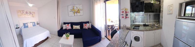 Apartamento con vista al mar - image 14