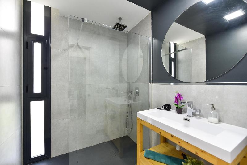 Cozy bungalow for 6 in Playa del Inglés GD04 by VillaGranCanaria - image 37
