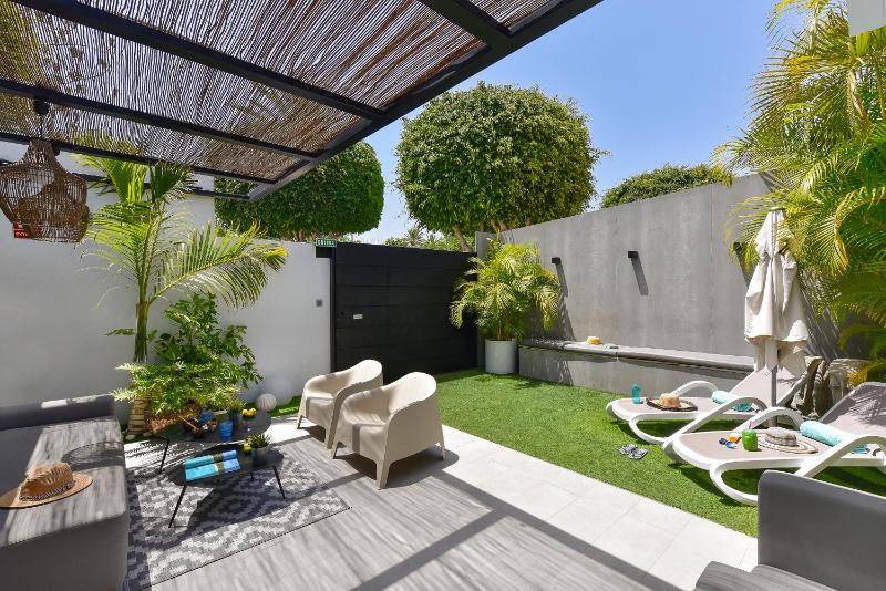 Cozy bungalow for 6 in Playa del Inglés GD04 by VillaGranCanaria - image 26