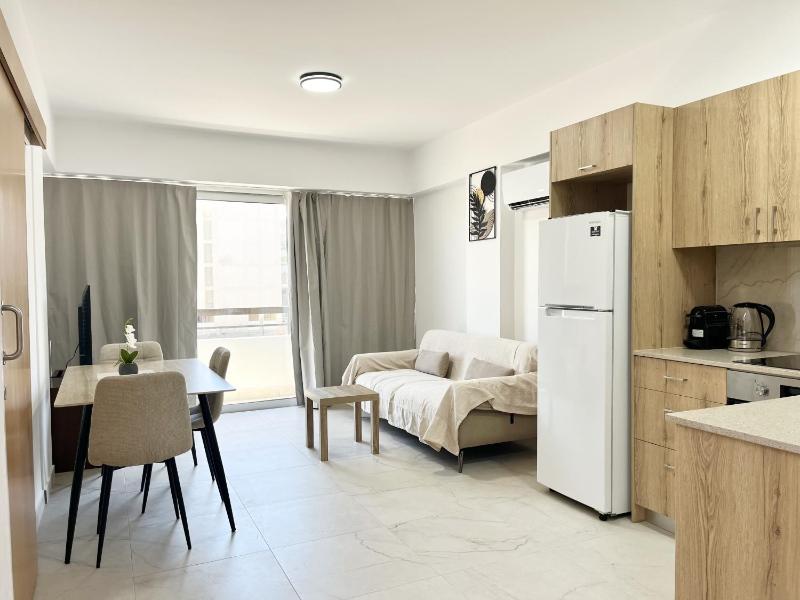 STAY Finikoudes Nest 3 - image 13