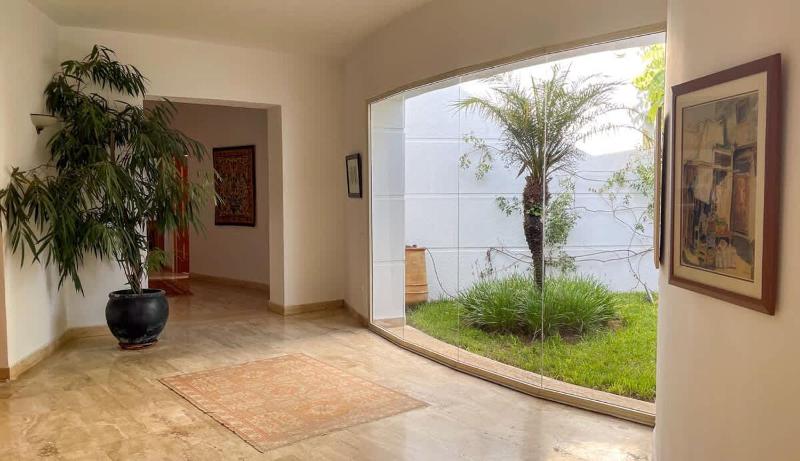 Villa Aura quartier des ambassades 6 personnes - image 2