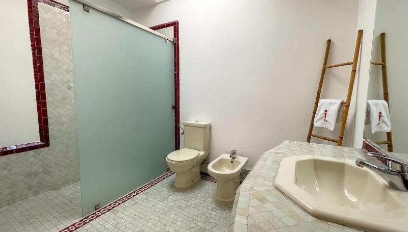 Villa Aura quartier des ambassades 6 personnes - image 15
