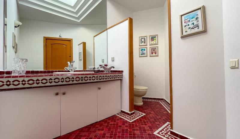 Villa Aura quartier des ambassades 6 personnes - image 11